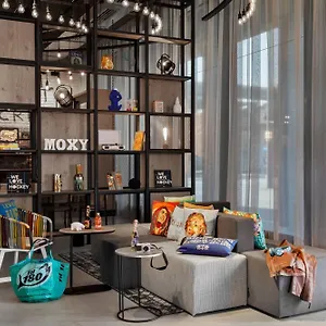 *** Hotel Moxy Expo Suisse